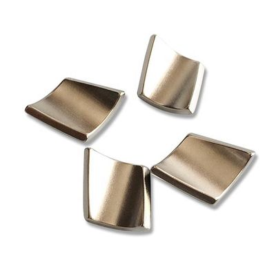 calidad N52 Imágenes permanentes de neodimio de corte sesgado Imágenes de chapa industrial para aplicaciones de motores y generadores fábrica