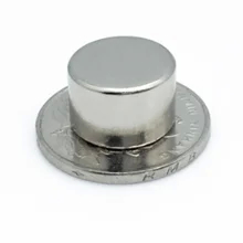 Buen precio Magnetos de arco de neodimio resistentes a la temperatura con opciones de magnetización en línea
